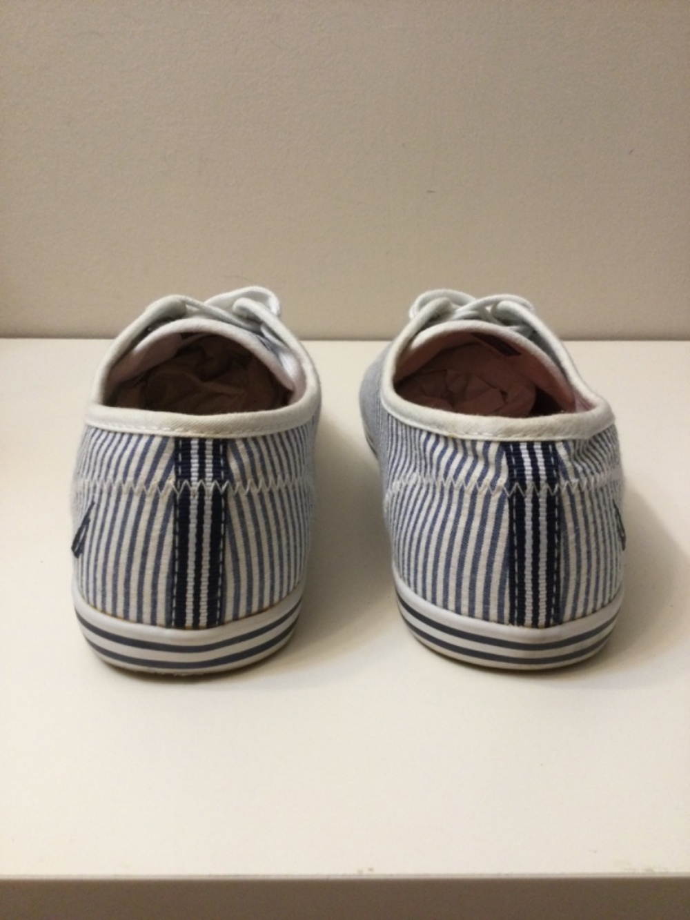 Nautica Lanyard Canvas Sneakers Women’s 7 US ( 38 EU) Blue White Striped Comfort - Picture 8 of 15